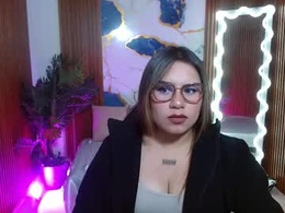 Screen Grab from nahyara_tay