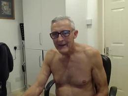 Screen Grab from nakedcarpenteruk