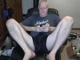 Screen Grab from nakedilmale