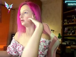 Screen Grab from nana_pinkk