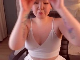 Screen Grab from nancy_wang