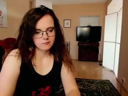 Screen Grab from naomi_di