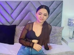 Screen Grab from naomi_queen2