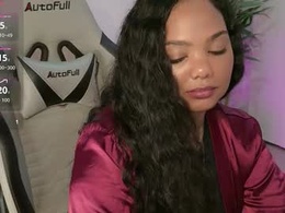 Screen Grab from naomi_rosset