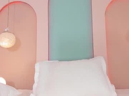 Screen Grab from naomihill21