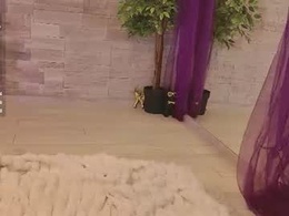 Screen Grab from nataliadoll_