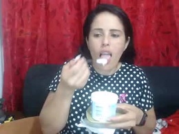 Screen Grab from naugthymilf23