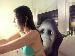 Screen Grab from naya_sophia