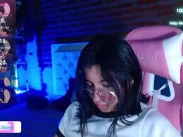 Screen Grab from nayara_cute