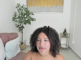 Screen Grab from nelia_rose
