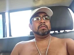 Screen Grab from niceandeasy10