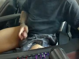Screen Grab from nicepussyandcock