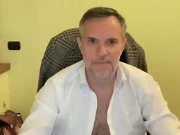 Screen Grab from niceshy_71