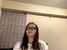 Screen Grab from nicholholda