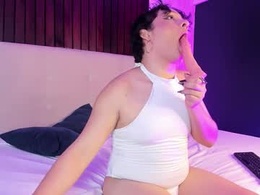 Screen Grab from nicki_ripperton