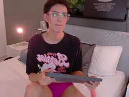 Screen Grab from nickifox__