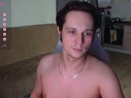 Screen Grab from nickolas_kek