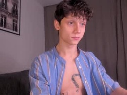 Screen Grab from nicky_neal