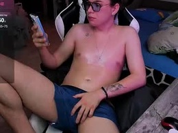 Screen Grab from niki_nik0