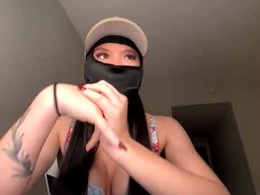 Screen Grab from nikki7474