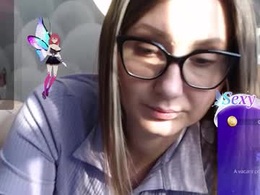 Screen Grab from nikkikiss___