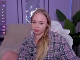Screen Grab from nikoleloverr