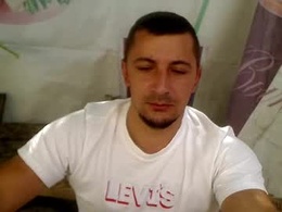 Screen Grab from nikqredhot