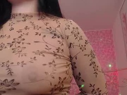 Screen Grab from nina_harpper_