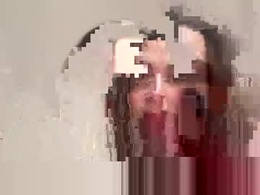 Screen Grab from nina_princesa