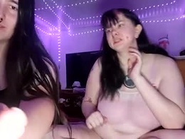 Screen Grab from nonbinarybeauty20