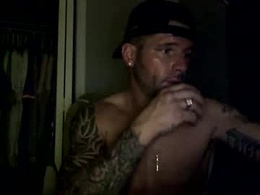 Screen Grab from nuchie217