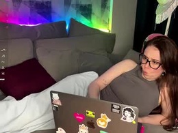 Screen Grab from ohnicolle