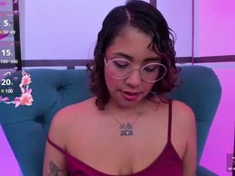 Screen Grab from olivejoness_