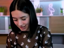 Screen Grab from olivia__cat