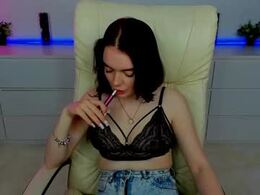 Screen Grab from olivia__li