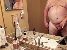 Screen Grab from olmantinydick