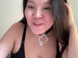 Screen Grab from onyx_puppy
