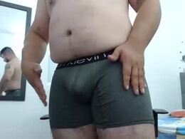 Screen Grab from oso_gael