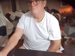 Screen Grab from papi__chulo_us