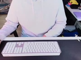 Screen Grab from papiiichampon
