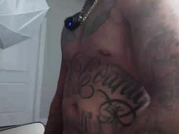 Screen Grab from papiisbig
