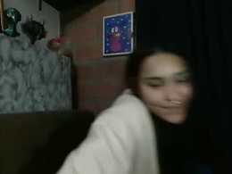 Screen Grab from pau_cat