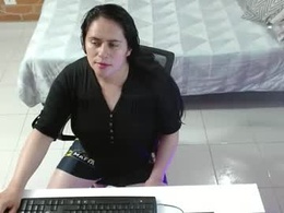 Screen Grab from paula__117