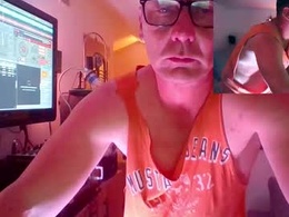 Screen Grab from pedrodeluna69