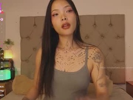 Screen Grab from peisinoe_____