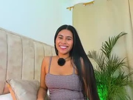 Screen Grab from perla_la