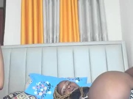 Screen Grab from petite_lavina