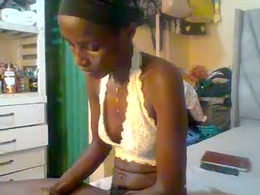 Screen Grab from petiteedoll