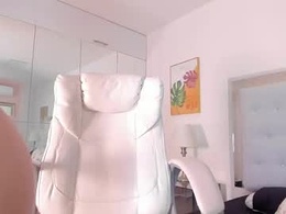 Screen Grab from peyton_louise