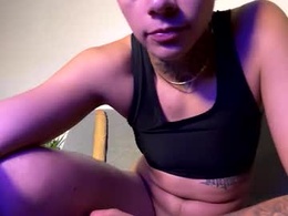 Screen Grab from phillip_brownn